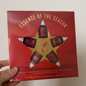 YL Essence of the Season Kit